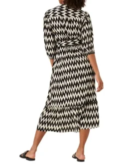 Robe longue noire rayée à coupe ajustée col v et à manche 3/4