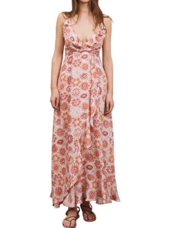 Robe longue orange sans manche pourvue de motifs floraux imprimés