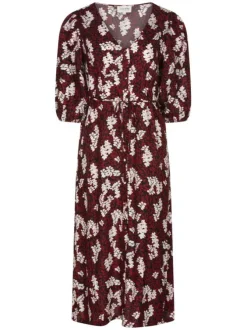Robe longue rouge col v et manches 3/4 élastiquées aux extrémités avec imprimé feuilles