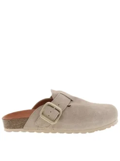 Sabots en cuir taupe avec un talon plat et une boucle à ardillon