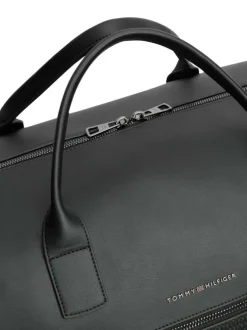 Sac weekender noir pourvu d'une large bandoulière amovible et réglable