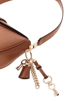 Sac à bandoulière amovible et réglable cognac pourvu de détails dorés