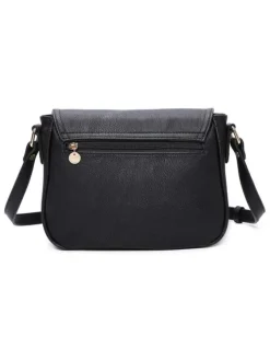 Sac bandoulière noir uni avec une poche avant zippée et un patch