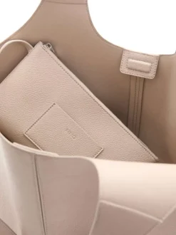 Sac cabas écru uni avec 2 bandoulières et une fermeture magnétique