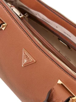 Sac à main porté épaule camel pourvu d'une anse amovible et réglable