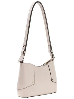 Sac à main à porté épaule écru en maille grainée pourvu d'une fermeture zippée