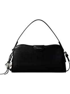 Sac noir uni avec un revêtement lisse muni d'une anse et d'une bandoulière