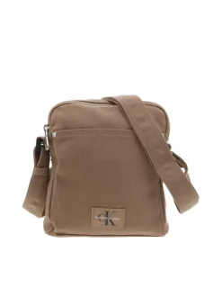 Sacoche beige unie avec poche plaquée et poche principale zippée