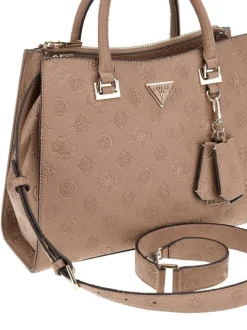 Sac taupe porte-mains avec une bandoulière et monogrammes embossés