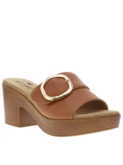 Sandales aspect cuir cognac à boucle décorative et talon bloc décroché haut