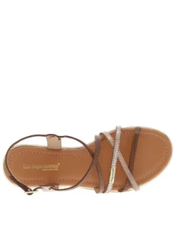 Sandales en cuir marrons avec des sangles croisées et à talon décroché bas