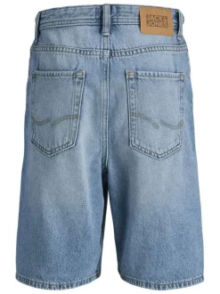 Short bleu délavé en coton biologique avec une coupe droite et 5 poches