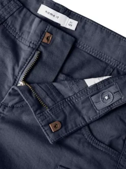 Short cargo en coton bleu marine uni avec une coupe regular fit