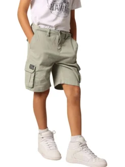Short cargo en coton vert sauge uni à coupe regular fit avec des poches à rabat