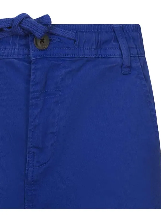 Short Chino en coton bleu électrique uni avec une coupe droite