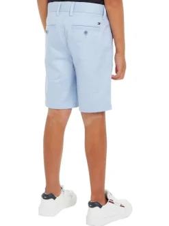 Short en coton ciel uni avec une coupe chino et poches arrières boutonnées