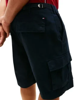 Short cargo en coton marine uni avec une coupe droite et une taille basse