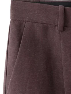 Short chino bordeaux uni pourvu de passants pour la ceinture