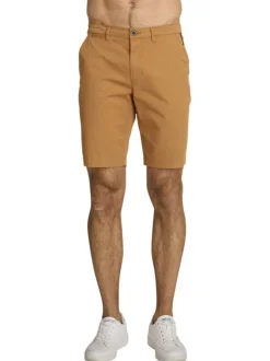 Short chino en coton camel à coupe droite pourvu de multiples poches