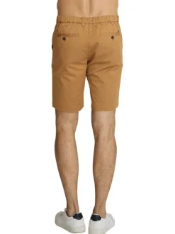 Short chino en coton camel à coupe droite pourvu de multiples poches