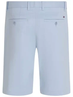 Short Chino en coton ciel uni avec passants et poches passepoilées à l'arrière