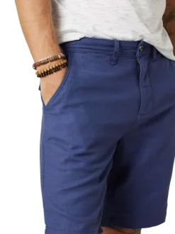 Short chino en coton marine uni pourvu de passants pour la ceinture