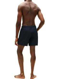Short de bain marine à coupe ajustée pourvu du nom de la marque