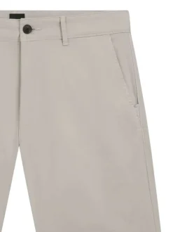 Short en coton beige à coupe droite pourvu de poches italiennes