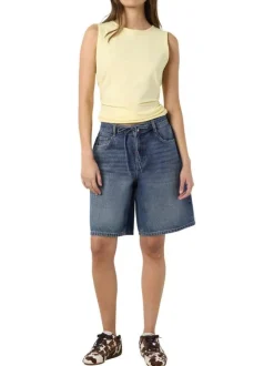 Short en coton bleu uni avec une coupe droite et de multiples poches