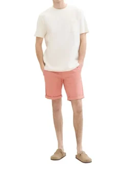 Short en coton corail uni avec une coupe chino et des poches latérales