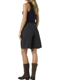 Short en coton noir uni avec une coupe droite et de multiples poches