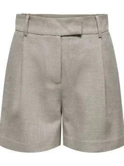Short gris clair uni avec une coupe chino et des poches latérales