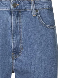Short 5 poches en coton indigo uni avec une coupe droite et un patch