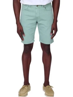 Short 5 poches en coton vert d'eau uni avec une coupe droite