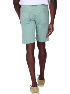 Short 5 poches en coton vert d'eau uni avec une coupe droite