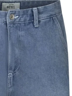 Short 5 poches stone uni avec une coupe droite et des passants