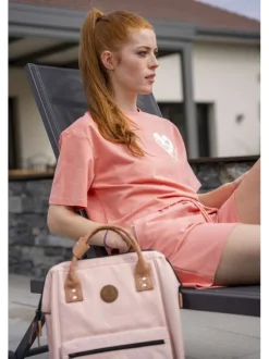 Short rose en jogging à coupe droite avec 3 poches et coeur blanc brodé