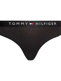 Slip noir uni avec nom de la marque inscrit sur la bande élastiquée