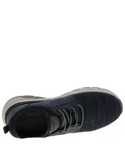 Sneakers bleu marine avec un talon plat et fermeture à slip-on