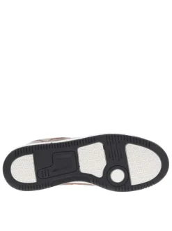 Sneakers cognac à talon plat avec des lacets marine et logo embossé