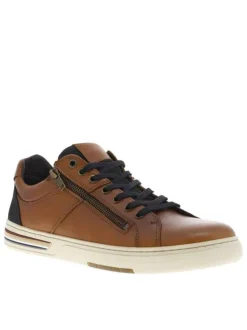 Sneakers en cuir camels avec des détails noirs et un zip à semelle plate