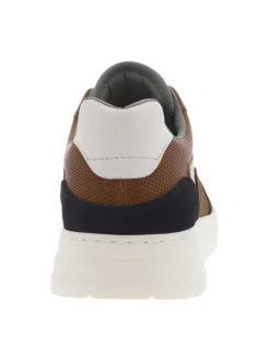 Sneakers en cuir marron à semelle semi-compensée blanche et lacets plats