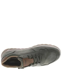 Sneakers kaki avec double fermeture et patch de la marque sur la languette