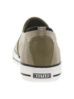 Sneakers kakis en maille à semelle plate blanche et à fermeture slip-on