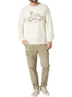Sweat blanc uni pourvu d'une coupe droite et de manches longues