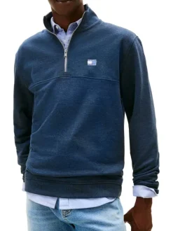 Sweat marine uni avec une coupe droite et un col camionneur