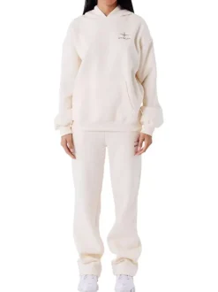 Sweat-shirt écru uni à poche kangourou avec un col à capuche