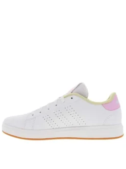 Tennis blanches et roses à talon plat et à lacets plats avec trous d'aération