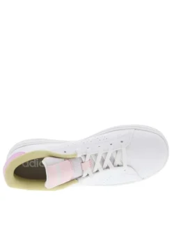 Tennis blanches et roses à talon plat et à lacets plats avec trous d'aération