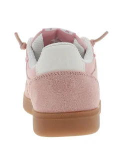 Tennis roses à talon plat avec des lacets ronds et un patch sur la languette